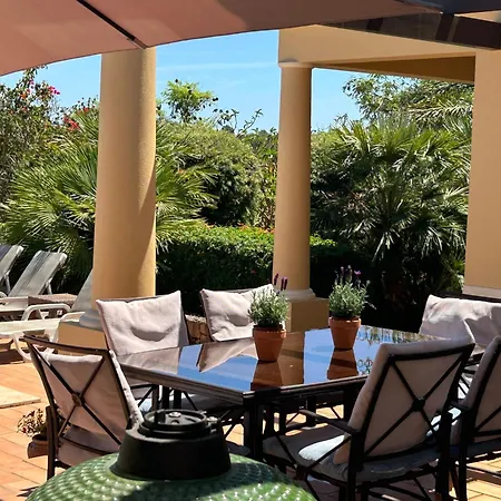 Perfect Golf & For 8 People Villa Estômbar