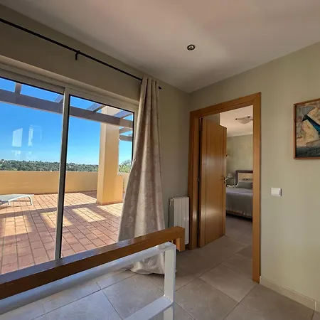 Perfect Golf & For 8 People Villa Estombar