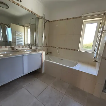 Perfect Golf & For 8 People * Estômbar