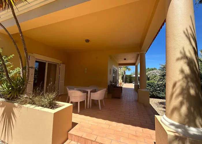 Perfect Golf & For 8 People Estômbar